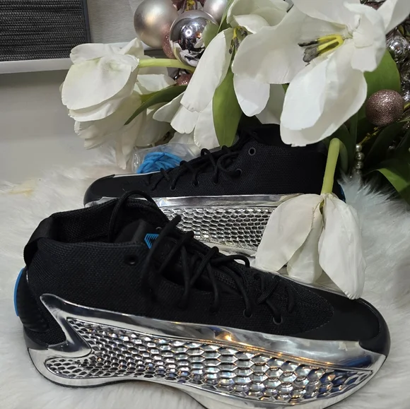 Adidas Ae 1 'Silver Metallic' mens shoes Size9.5Brand new